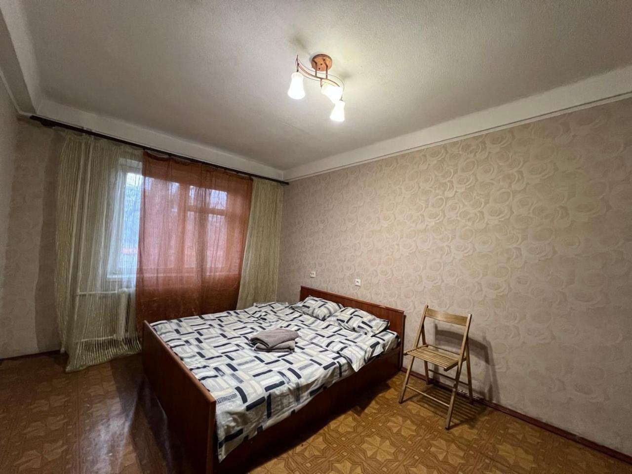 Квартира Эконом-Класса Возле Метро Левобережная Kiev Eksteriør billede
